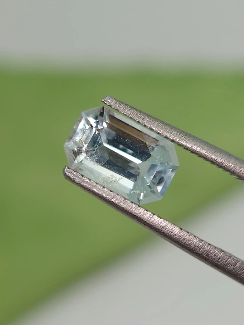 1.3ct Natural Emerald Faceted Aquamarrine from Pakistan — view 4